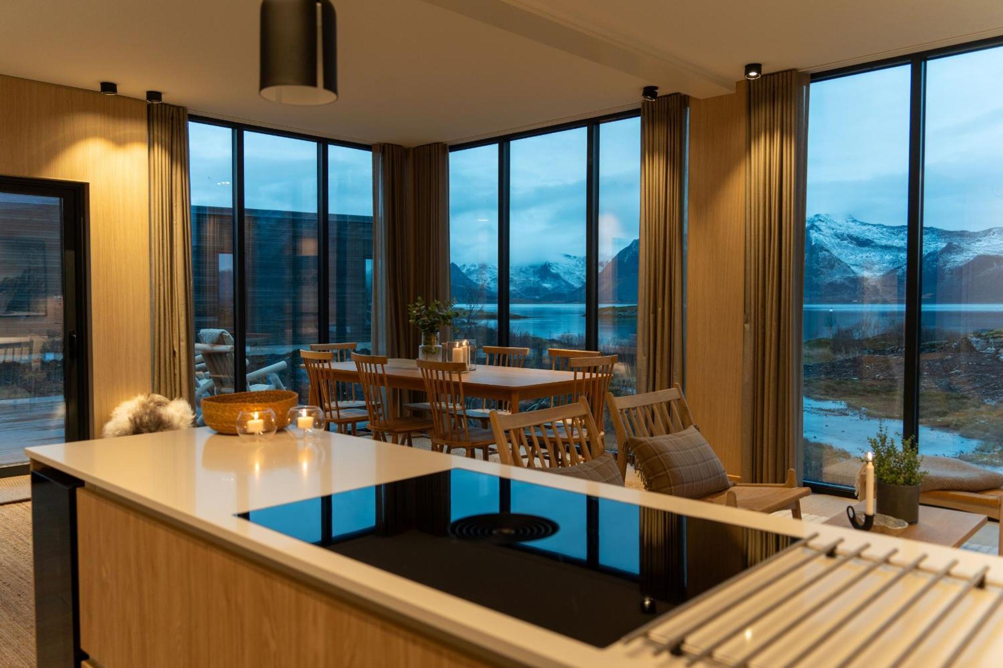 Luksushytte Med Jacuzzi, Summer&Winter Retreat Lyngværet Exterior foto